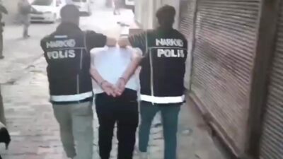 Diyarbakır’da gerçekleştirilen “sokaklar güvende” operasyonunda 26 kişi tutuklandı. İl Emniyet