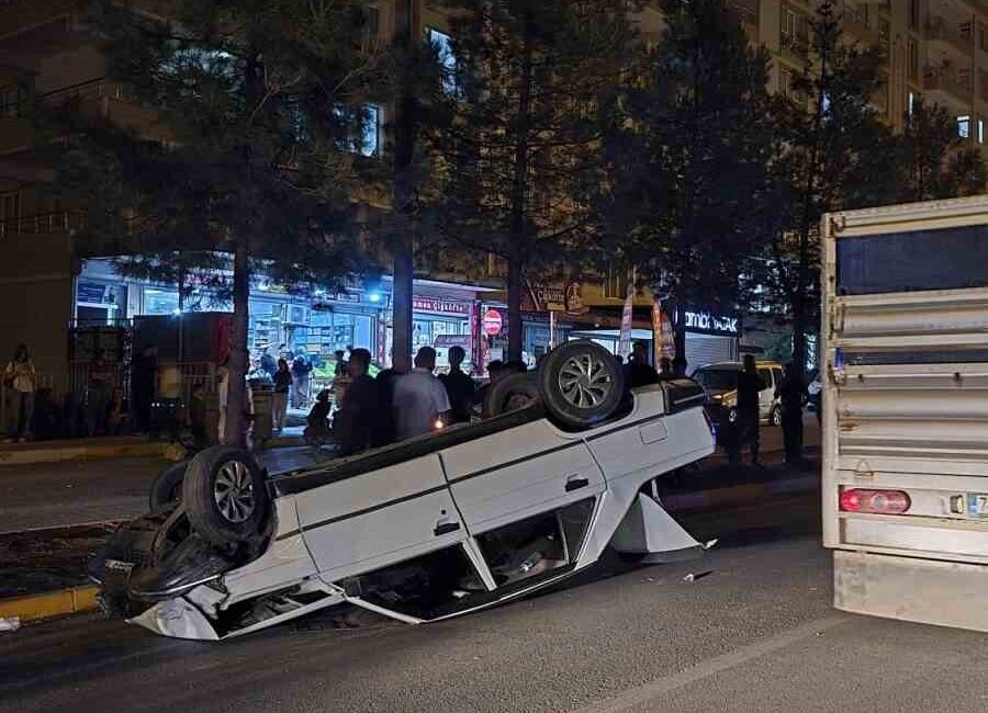 Diyarbakır’ın Silvan ilçesinde meydana gelen trafik kazasında bir kişi yaralandı.