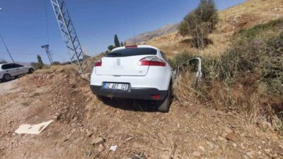 Malatya’nın Doğanşehir ilçesinde meydana gelen trafik kazasında 2 kişi yaralandı.
