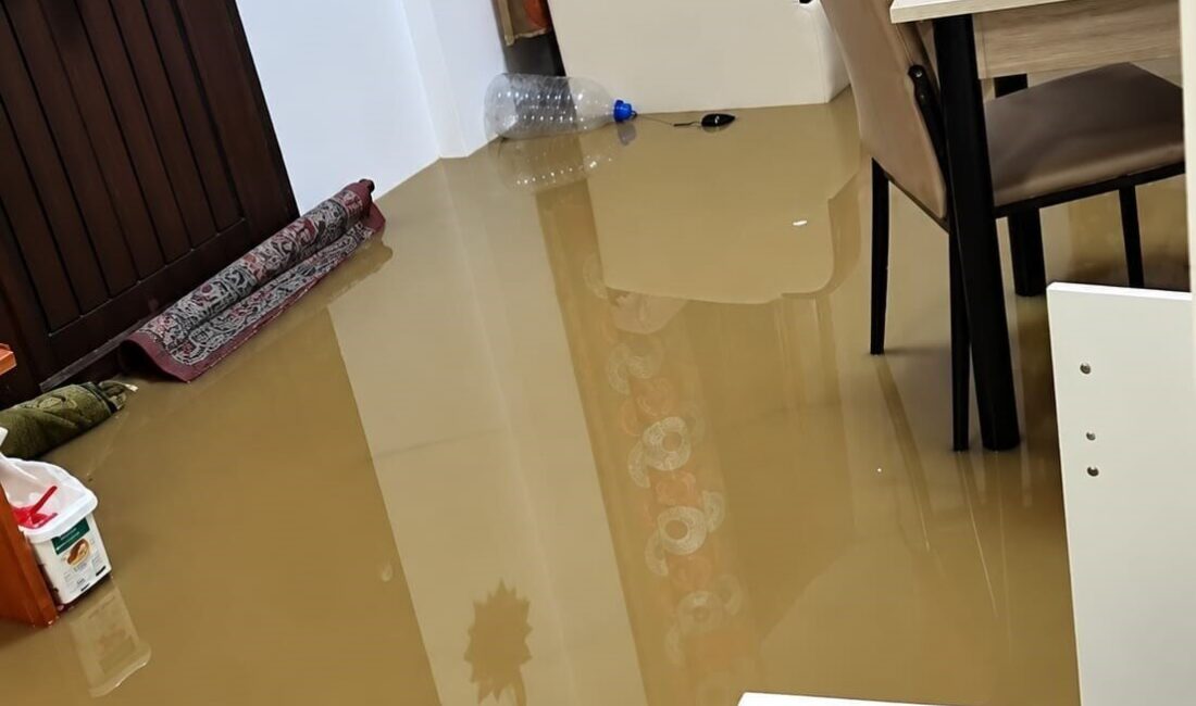 Düzce’de yaşanan şiddetli yağmur, gece ilerledikçe Esmahanım köyünde bir dizi