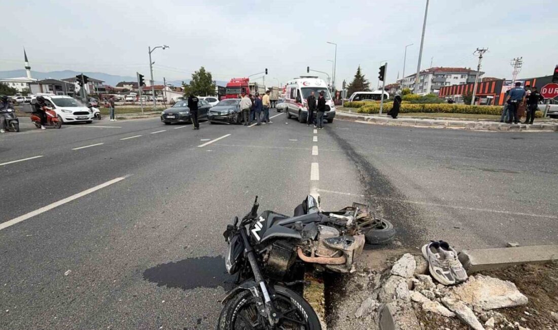 Düzce’de meydana gelen trafik kazasında, bir motosiklet ile bir otomobil