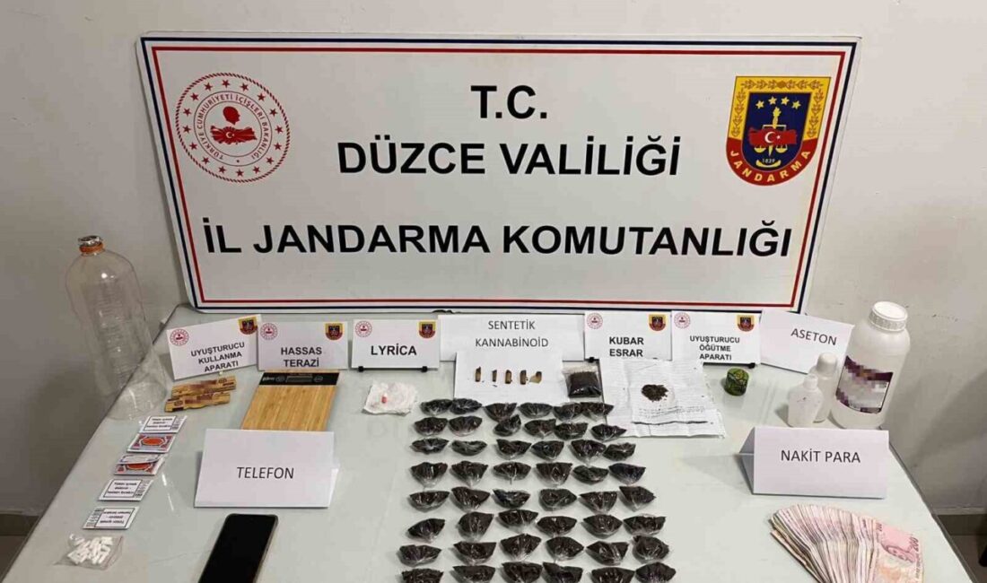Çilimli ilçesinde düzenlenen operasyonda uyuşturucu madde ele geçirildi ve olayla