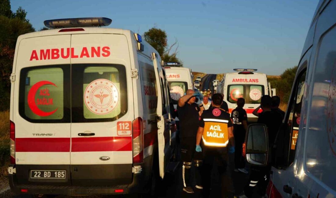 Edirne’de meydana gelen zincirleme trafik kazasında 3 araç karıştı, 6