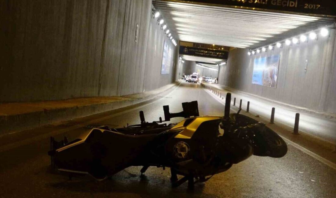 Antalya’da, ehliyetini 20 gün önce almış olan 18 yaşındaki bir