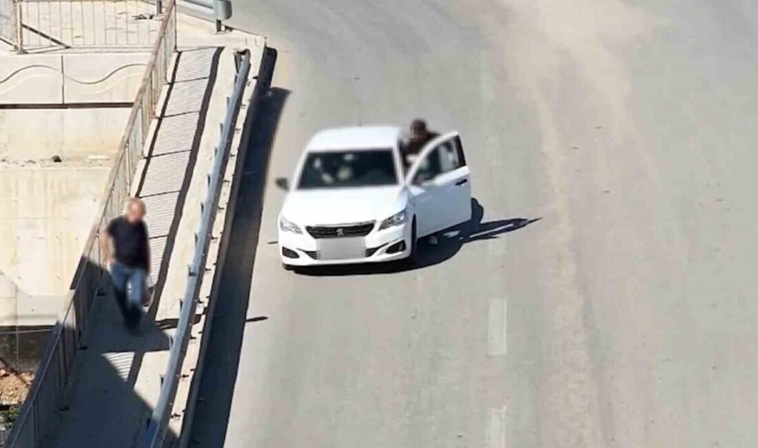 Kırıkkale’de, trafik denetimini fark eden bir sürücünün araçta bulunan yolcu