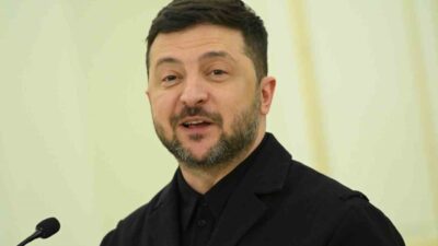 Ukrayna Devlet Başkanı Vladimir Zelenskiy, kendini komedi dünyasından ülkenin liderliğine