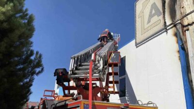 Elazığ’da bulunan bir konteyner üretim tesiste meydana gelen yangın, hızla