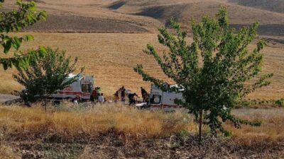 Elazığ’ın Baskil ilçesine bağlı Bilaluşağı köy yolunda meydana gelen trafik
