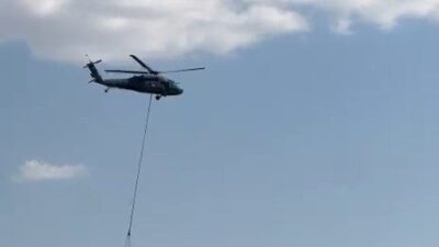 Karakoçan ilçesine bağlı kırsal alanda çıkan yangın, ormanlık alana sıçradıktan