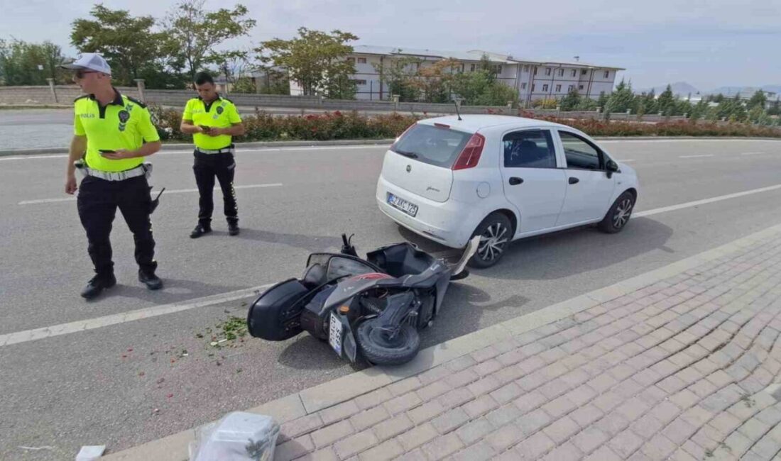 Karaman ilinde meydana gelen bir trafik kazasında, kontrolü kaybeden bir