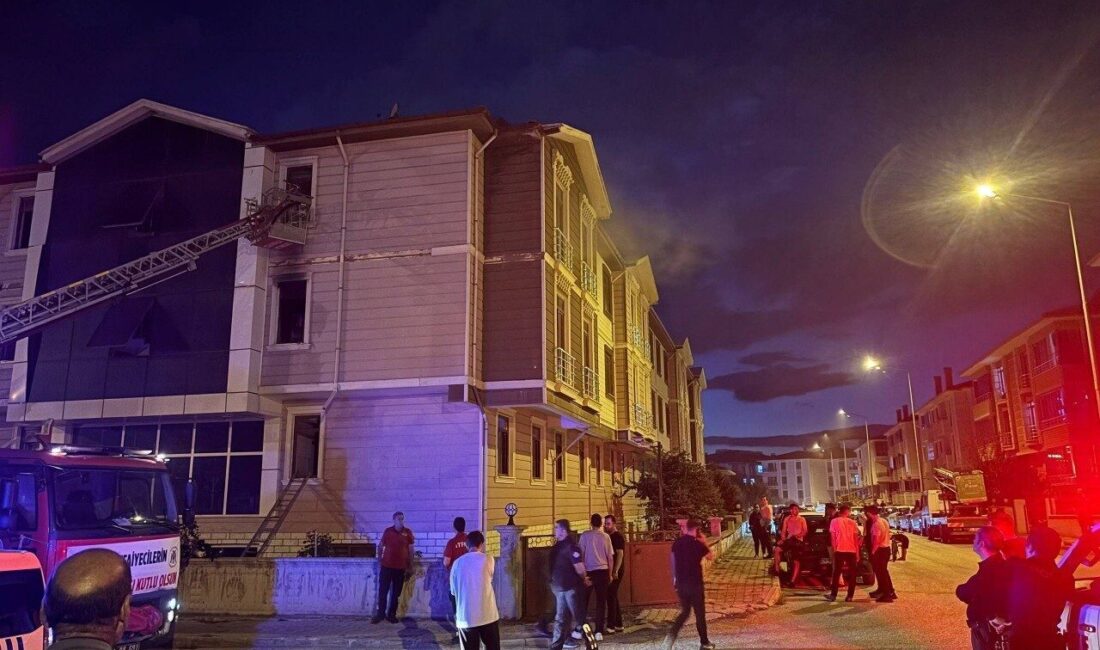 Erzincan’ın Yunus Emre Mahallesi’nde yer alan bir apartmanın ikinci katındaki