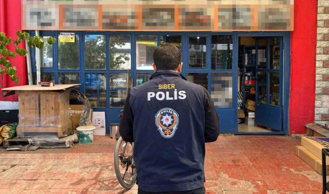 Erzincan’da polis ekipleri, siber suçlara karşı farkındalık oluşturmak amacıyla esnaf