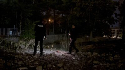 Erzincan’da polis ekipleri, çalışmaları sırasında pencereyi kırarak kaçan 3 yabancı