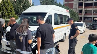 Erzincan İl Emniyet Müdürlüğü ekipleri, çocuk ve gençlerin emniyetini sağlamak