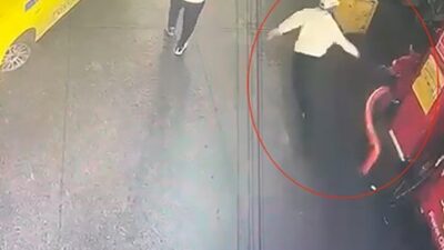 Esenyurt’ta bir benzin istasyonunda çalışan bir pompa görevlisine kimliği belirsiz