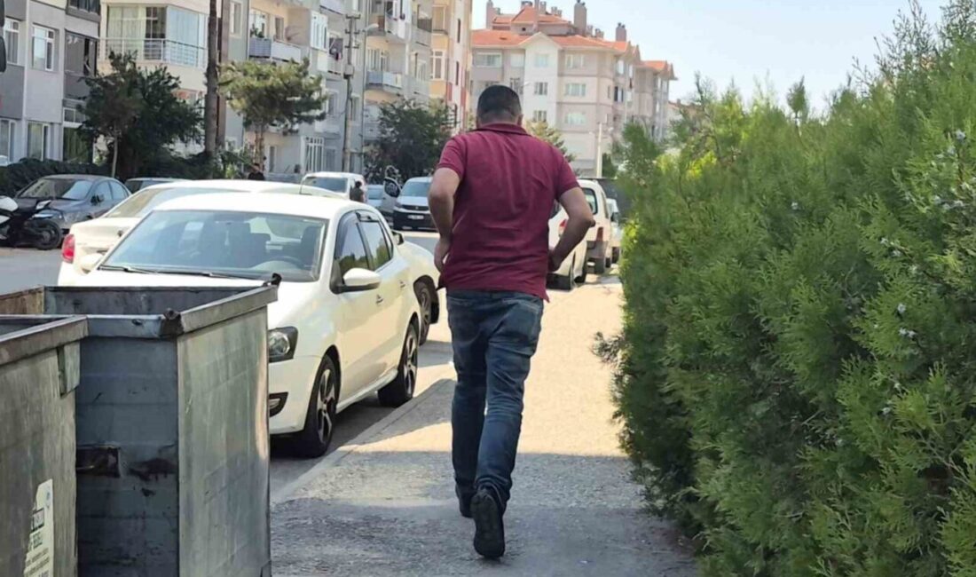 Eskişehir’de bir apartman bahçesinde kuru otların alev almasıyla başlayan yangın,