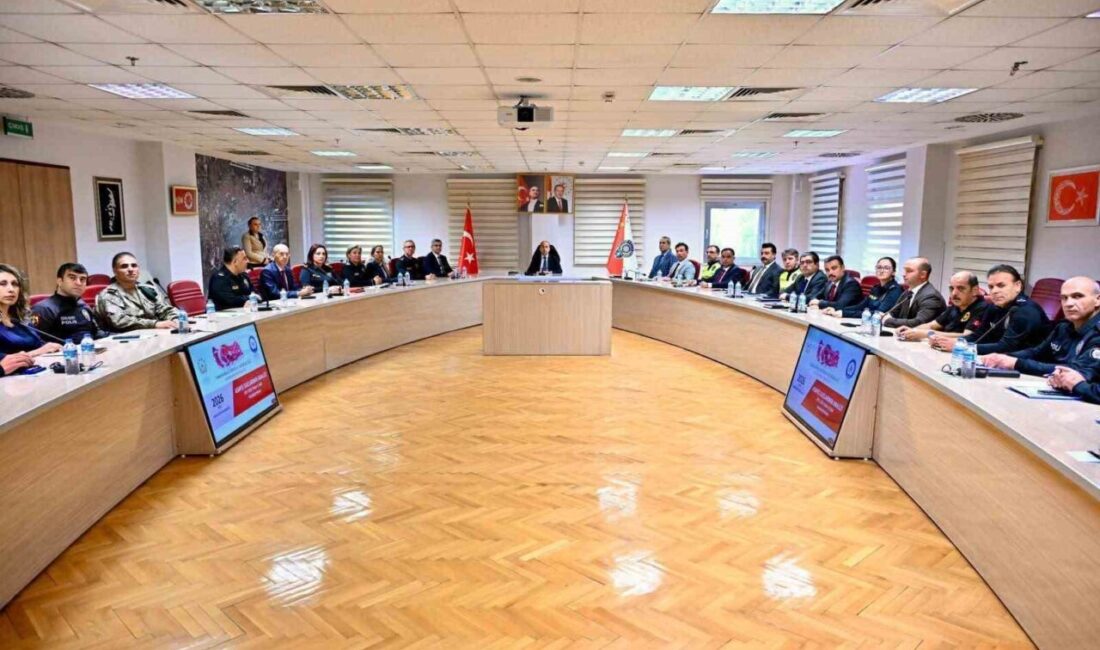 Eskişehir İl Emniyet Müdürü Tolga Yılmaz başkanlığında, il genelindeki güvenlik