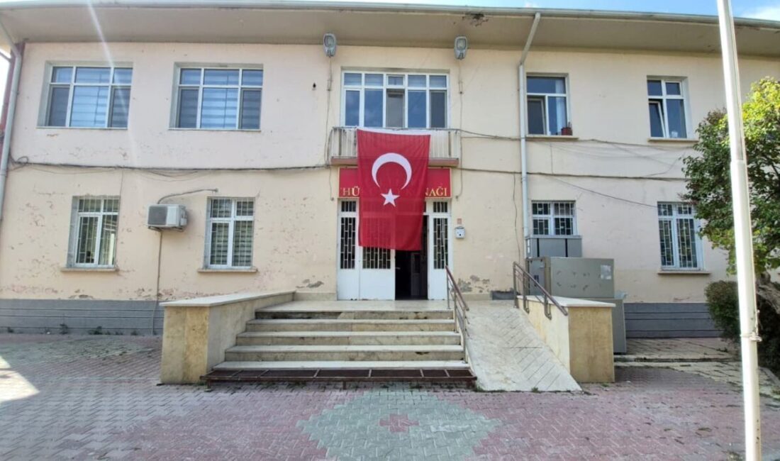 Çifteler ilçesinde yaşanan olayda, bir kişinin bıçakla ağır yaralanmasına neden