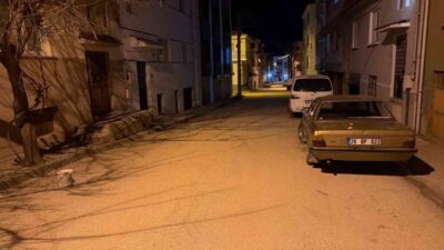 Eskişehir’de bir genç kız yüzünden çıkan kavgada 17 yaşındaki bir