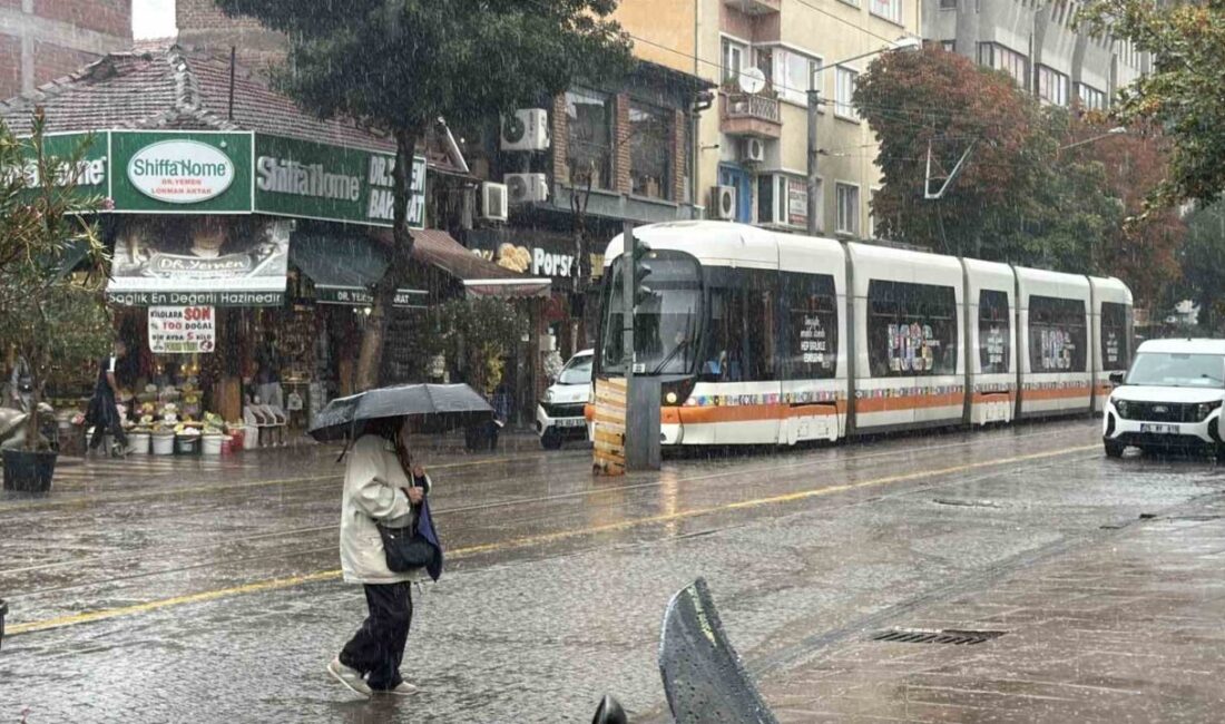 Eskişehir genelinde ve özellikle kent merkezinde dün gece başlayan şiddetli