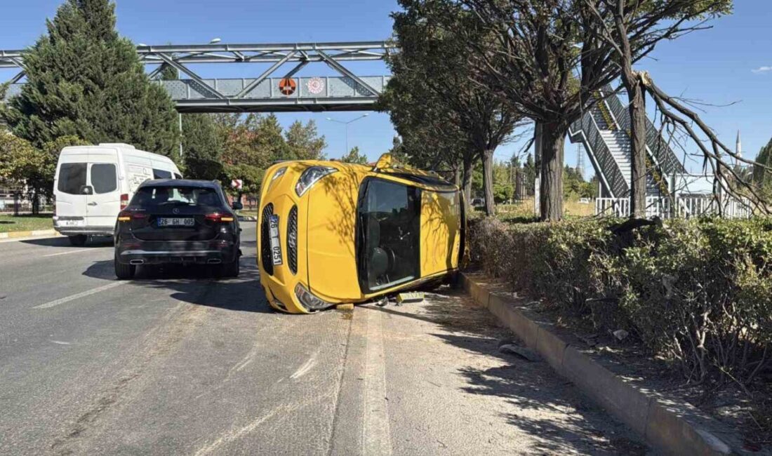 Eskişehir’de meydana gelen trafik kazasında ticari taksi ile SUV aracın