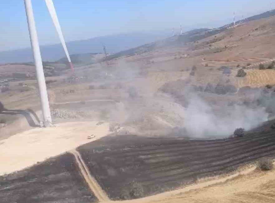 Eskişehir’de çıkan anız yangını, Orman Bölge Müdürlüğü ekiplerinin müdahalesi ile