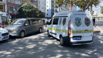 İstanbul’un Fatih ilçesinde, iddiaya göre yayalar için yanan kırmızı ışığı