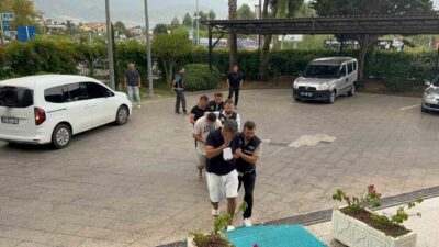 Fethiye Belediye Başkanı Alim Karaca, 23 Mayıs 2026 tarihinde bacağından