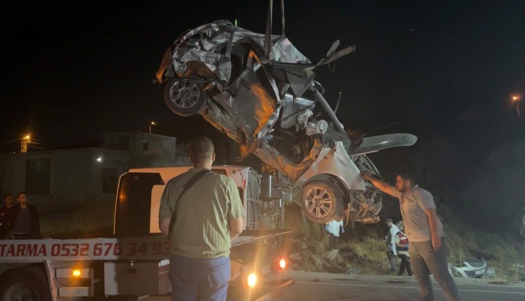Gaziantep’te meydana gelen trafik kazasında 7 kişi hayatını kaybetti ve