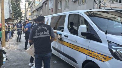 Gaziantep’te, bir adam, evlerinde eşiyle yaşadığı anlaşmazlık sonucu kadını pompalı