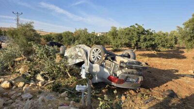 Gaziantep’in Nizip ilçesinde bir otomobilin motosikletle çarpışması sonucu yaşanan feci