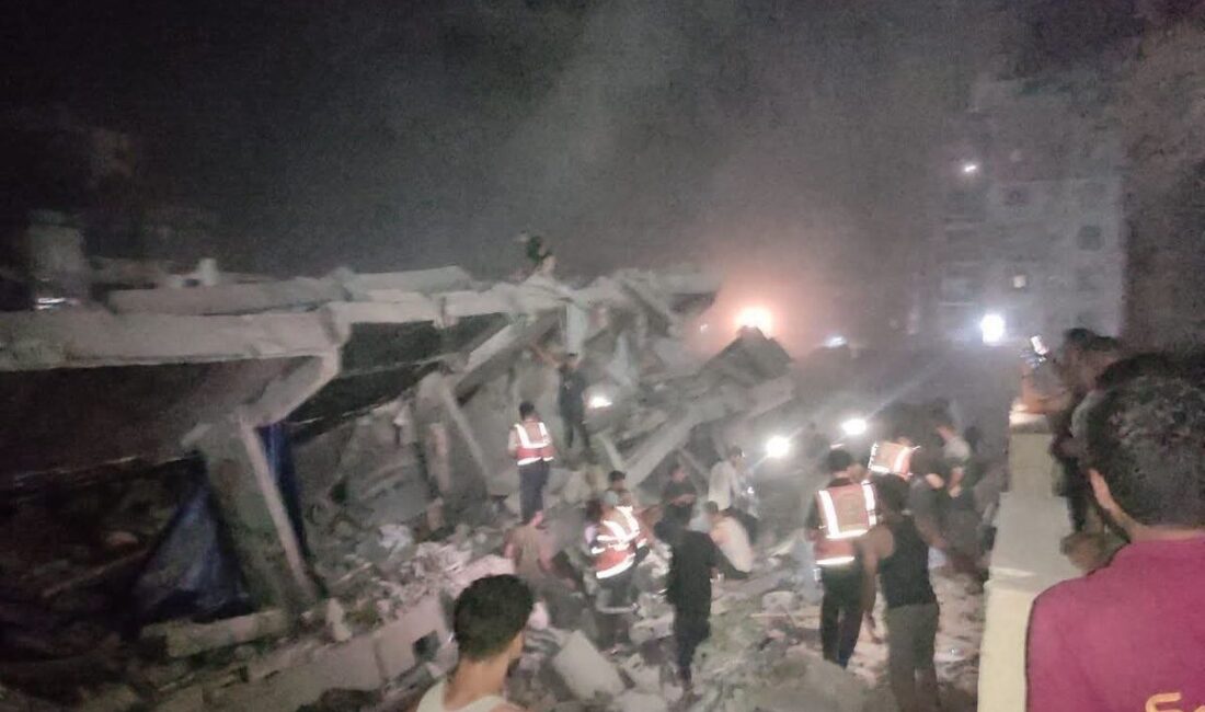 Gazze’de İsrail saldırıları sonucu daha önce hasar gören ve yerinden