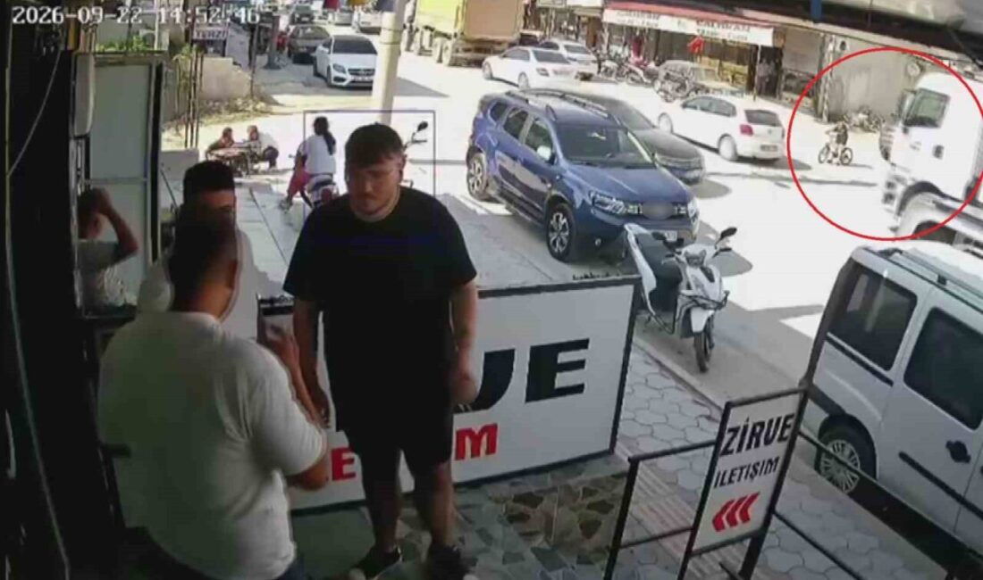 Hatay’da yaşanan olayda, bir hafriyat kamyonunun kör noktasından yolun karşısına