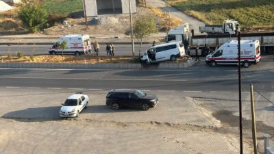 Muş’un Hasköy ilçesinde meydana gelen trafik kazasında bir tır ile