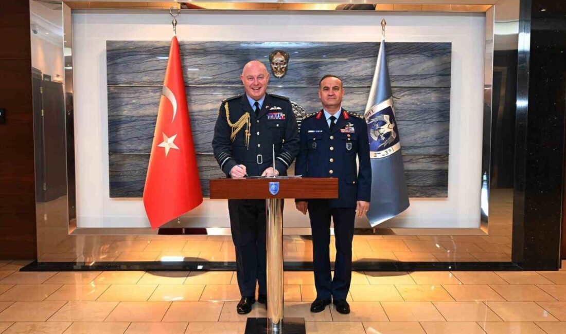 Türk Hava Kuvvetleri Komutanı Orgeneral Rafet Dalkıran, Birleşik Krallık Hava