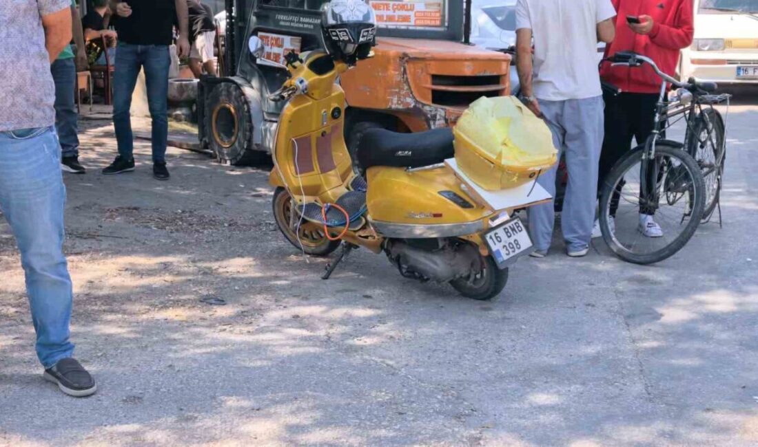 Bursa’nın İnegöl ilçesinde, iki otomobil ile çarpışan bir motosiklet sürücüsü