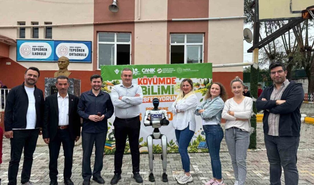 Türkiye’nin ilk insansı robotu olan CANİKMAN, TÜBİTAK 4009 Köy Okullarına