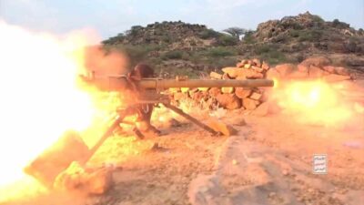 İran destekli Husiler, Yemen’de uluslararası toplumca tanınan hükümet ve Suudi