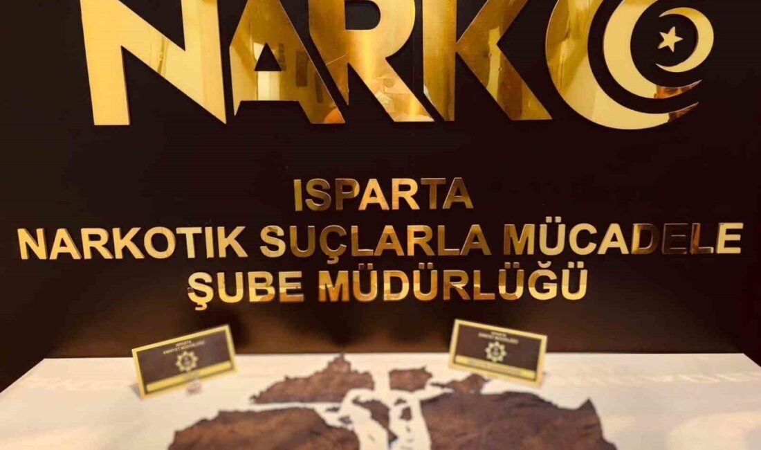 Isparta’da gerçekleştirilen bir operasyonda, polis ekipleri tarafından uyuşturucu ticaretine karşı