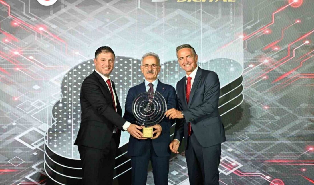 İzmir’de Vodafone ve DAMAC Digital iş birliğiyle faaliyete geçen Veri