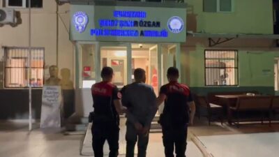 İzmir’de polis tarafından yapılan kontrollerde, kaçak cezaevi firarisi olduğu tespit