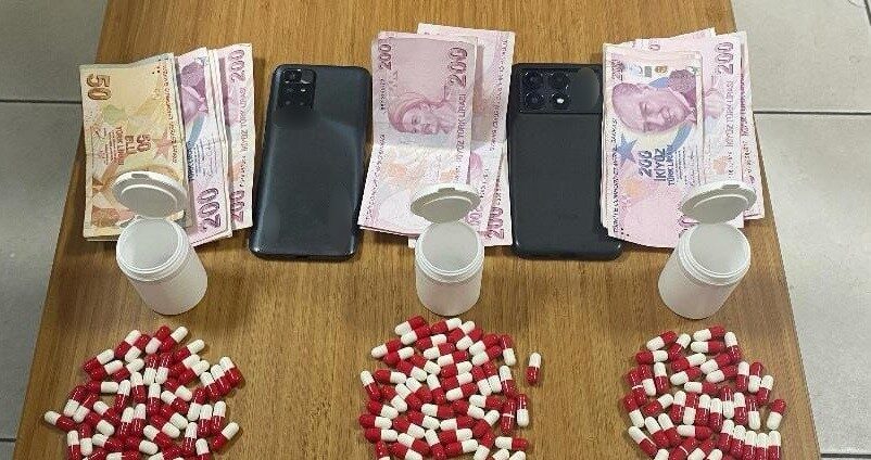 İzmir İl Emniyet Müdürlüğü Asayiş Şube Müdürlüğü ekipleri, geçtiğimiz hafta