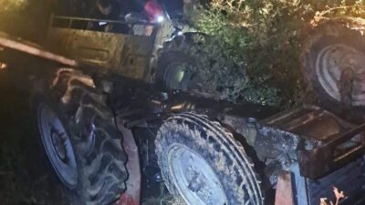 İzmir’e bağlı Kiraz ilçesinde meydana gelen trafik kazasında traktör kontrolden