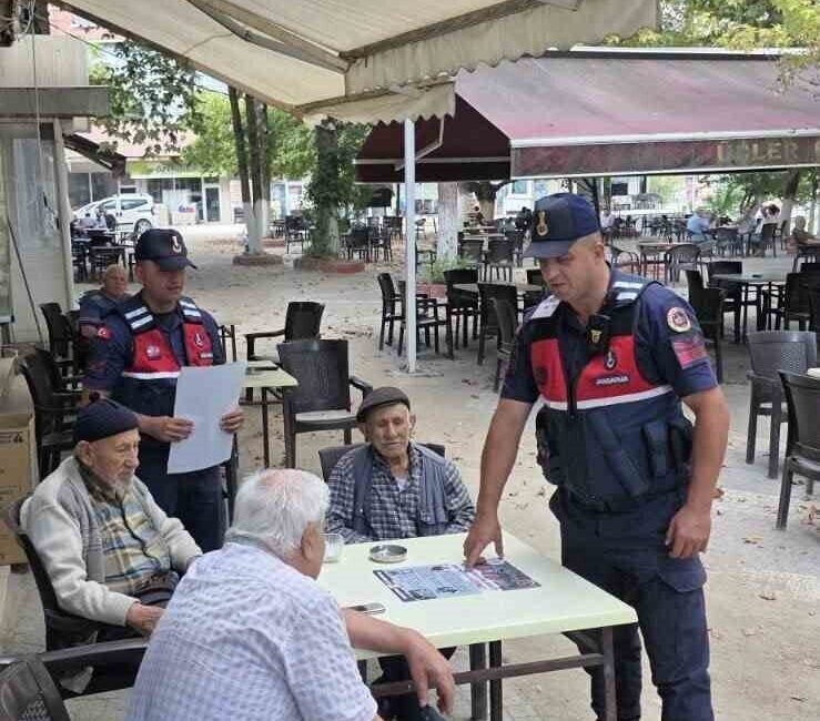 Bilecik’in Söğüt ilçesinde jandarma ekipleri, köylerde yaşayan vatandaşları hırsızlık ve