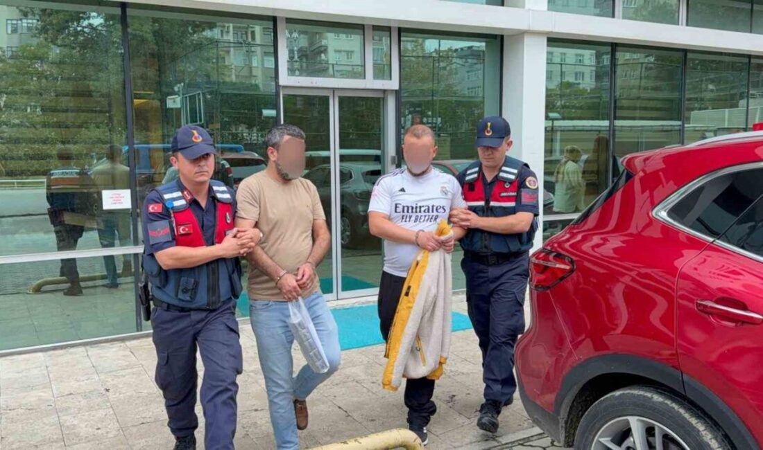 İki ayrı uyuşturucu operasyonunda yakalanan 2 şüpheli, Samsun’un İlkadım ilçesinde