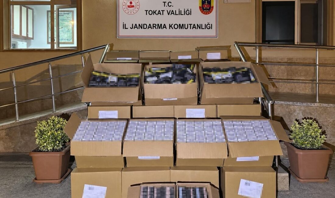 Tokat’ta jandarma ekipleri tarafından durdurulan bir araçta 600 bin adet