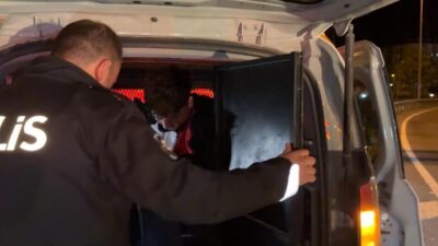 Kayseri’de, polis ekiplerinin ‘dur’ ihtarına uymayan bir sürücü, uzun süren