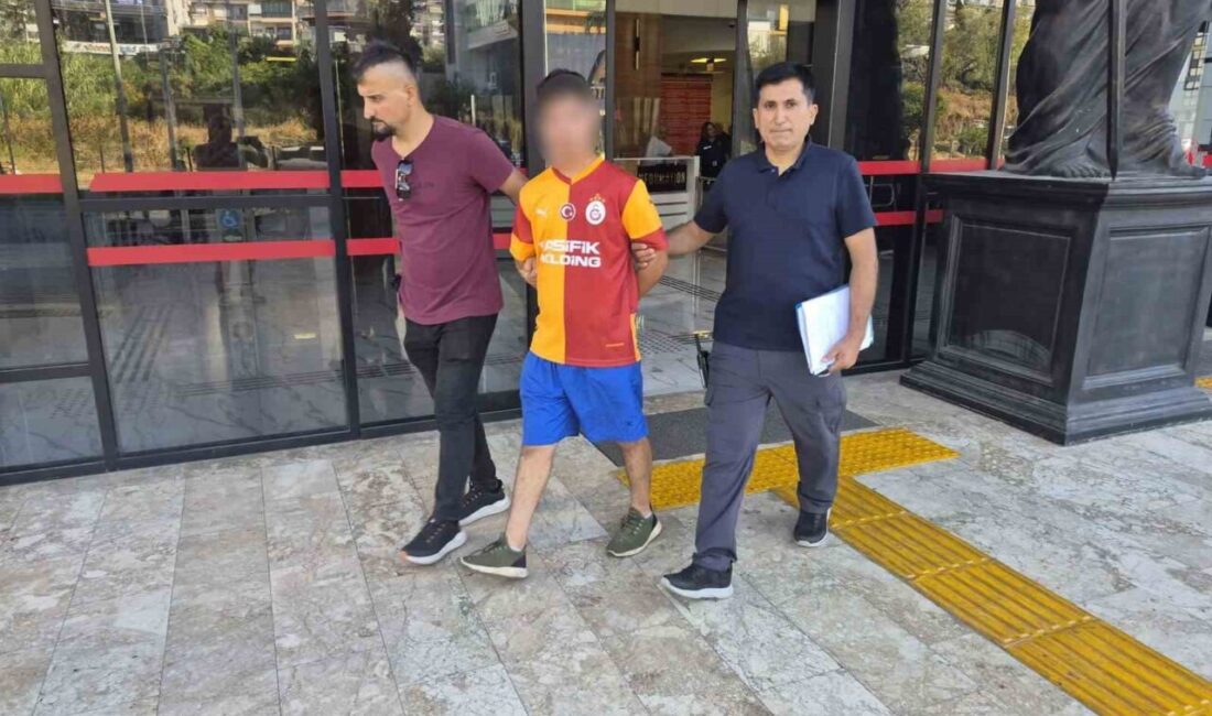Alanya ilçesinde, bir Danimarka vatandaşı olan 54 yaşındaki kadın turiste