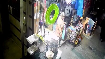 Kağıthane’de bir mağazadan çalınan çanta, ilginç bir olaya sahne oldu.