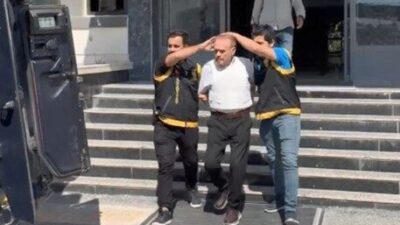 Tarsus ilçesindeki bir kahvehaneye gerçekleştirilen saldırıda 1 kişi öldü ve